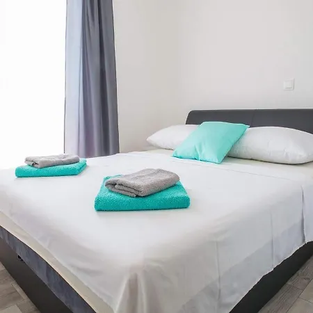 J&d 3 Holiday home Podstrana